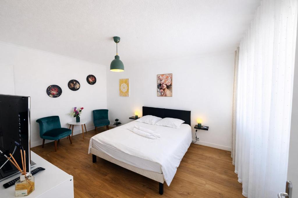 PROCHE CENTRE, Parking Gratuit, Chalon-sur-Saone