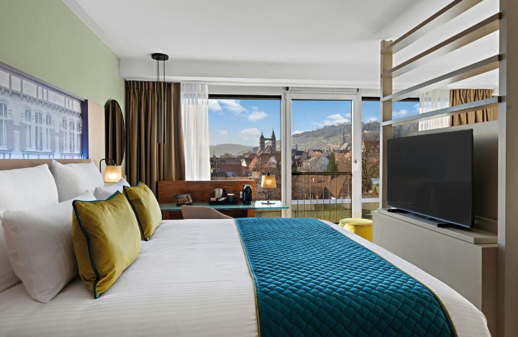 Leonardo Hotel Esslingen - Tap to explore photos