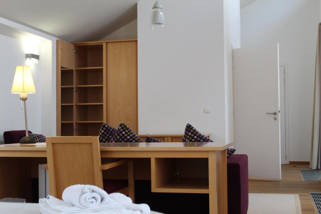 Irish College Leuven Room Type - King Suite with Balcony