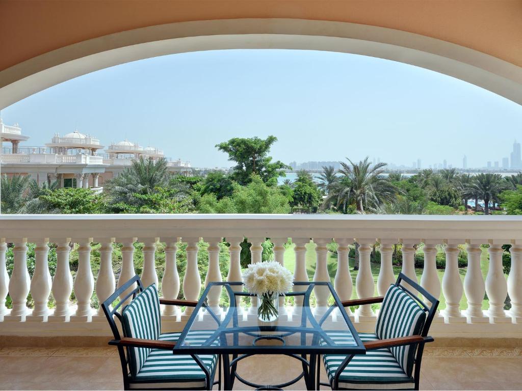 Сьюит (Семейные апартаменты «Пляж» с 2 спальнями), Курортный отель Kempinski Hotel & Residences Palm Jumeirah