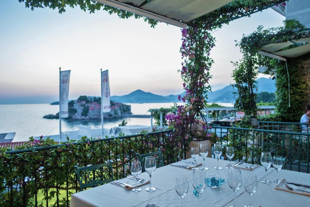 Hotel Azimut photo 3