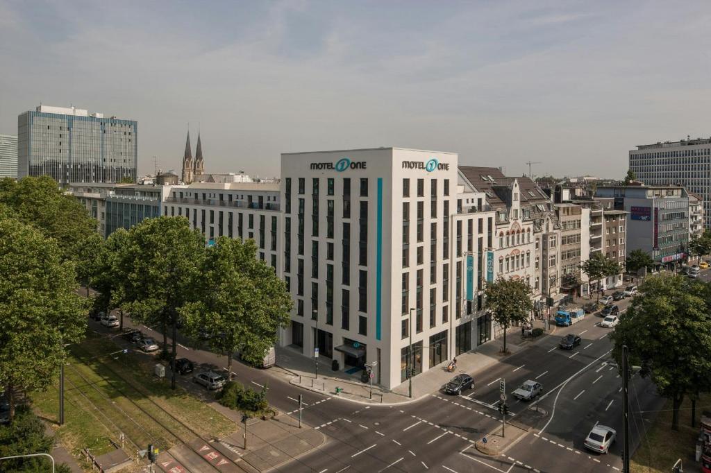 Motel One Düsseldorf-Hauptbahnhof, Dusseldorf