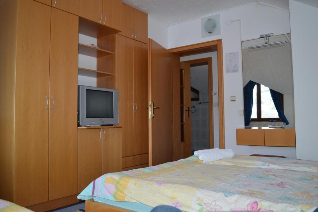 Guest House Vila Horizont photo 2
