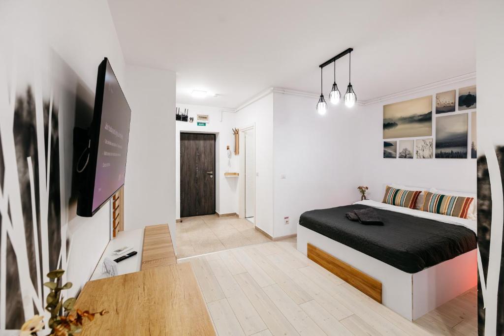 Premium Skyline Studio with free parking & panoramic view - Tap to explore photos