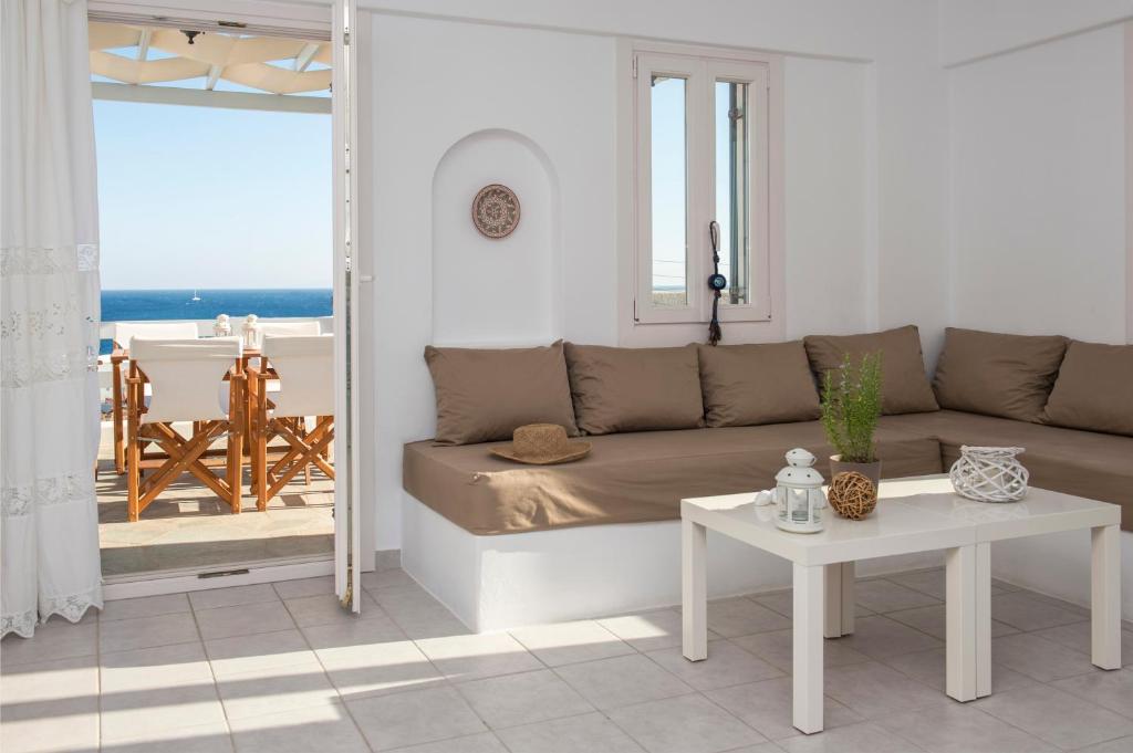 Cleopatra Seaside Homes, Logaras, Paros photo 3