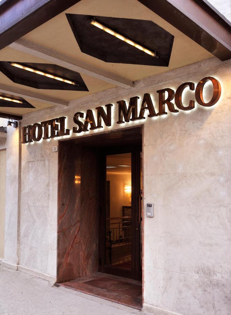 Hotel San Marco - Tap to explore photos