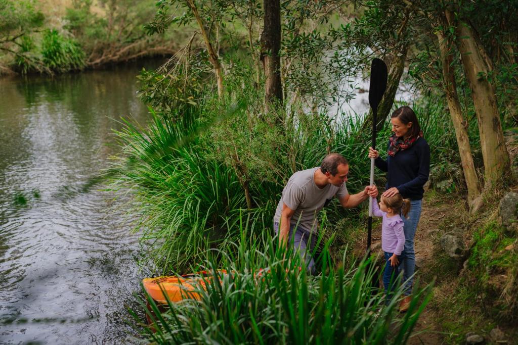 Barrington Hideaway- River Cottages - Tap to explore photos