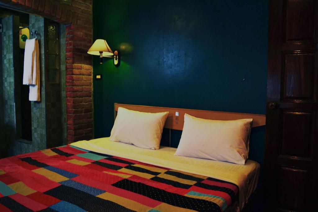 BRICKHOUSE Ayutthaya Guesthouse EST 1986 photo 1