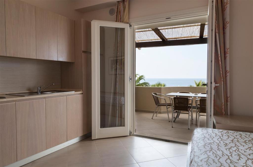 Hotel Villaggio Cala Di Volpe - Tap to explore photos