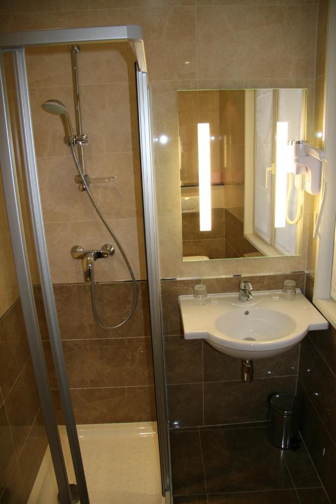 Двухместный (Двухместный номер с 2 отдельными кроватями), Hotel Bellevue Saint-Lazare