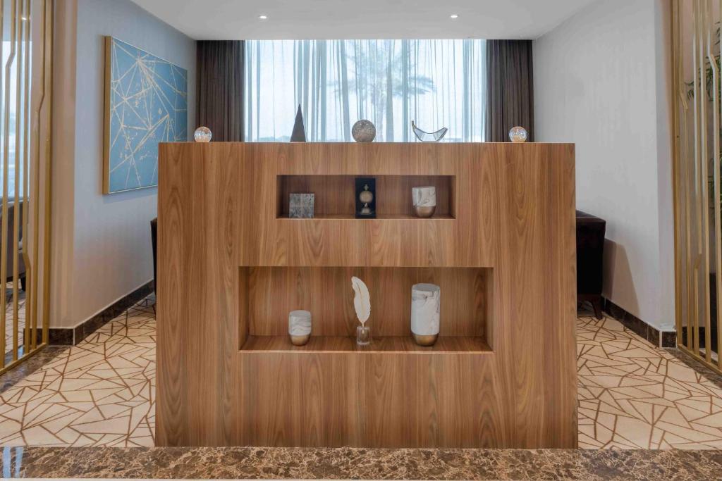 Private Luxury Suites - Al Hamra - Tap to explore photos