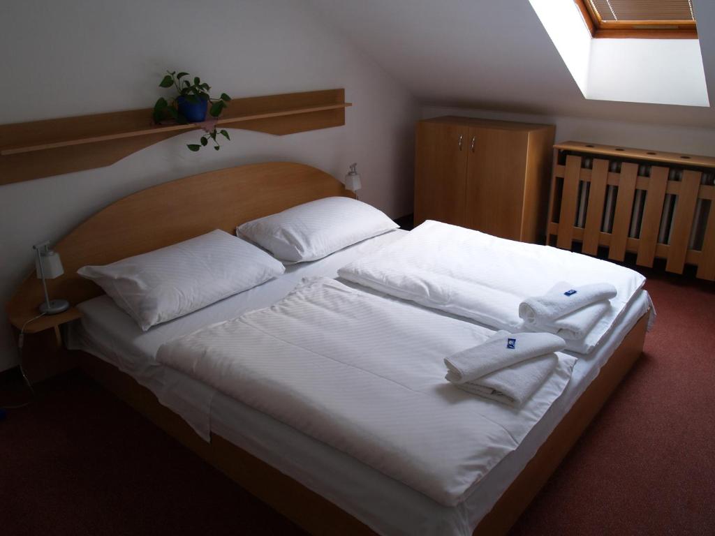 Hotel Isora - Tap to explore photos