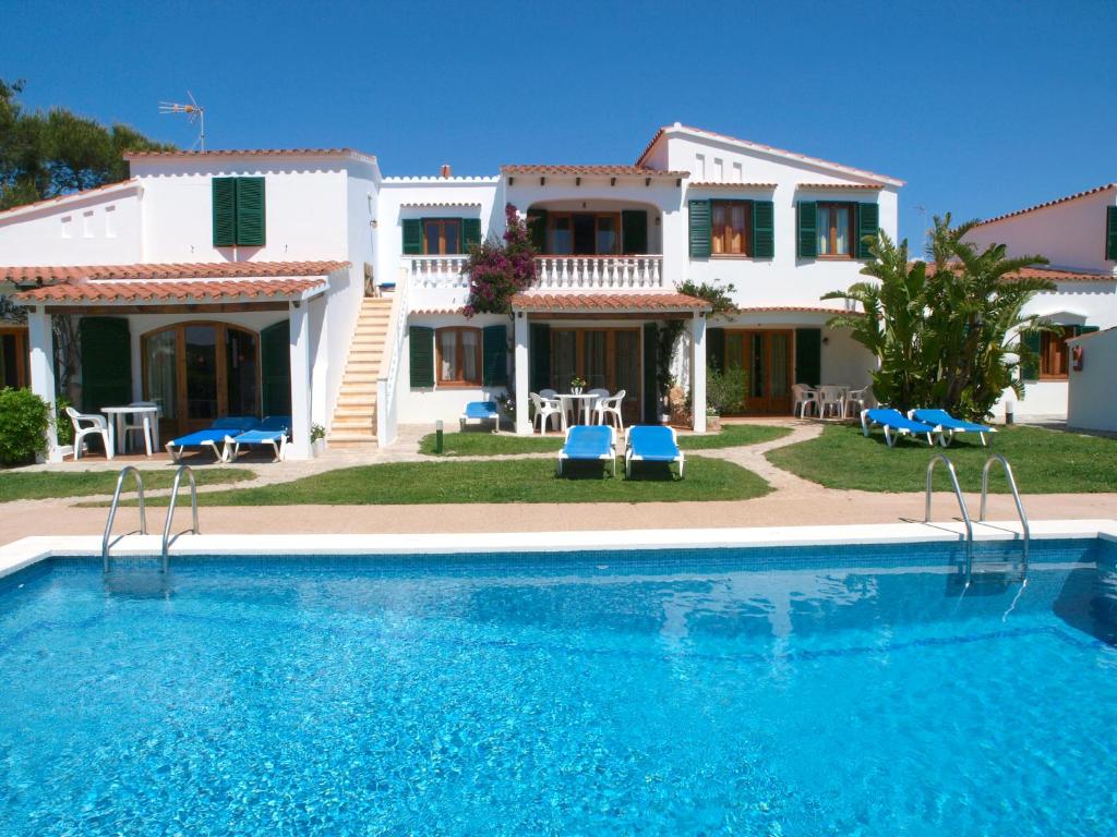 Apartamentos Arenal Playa photo 1