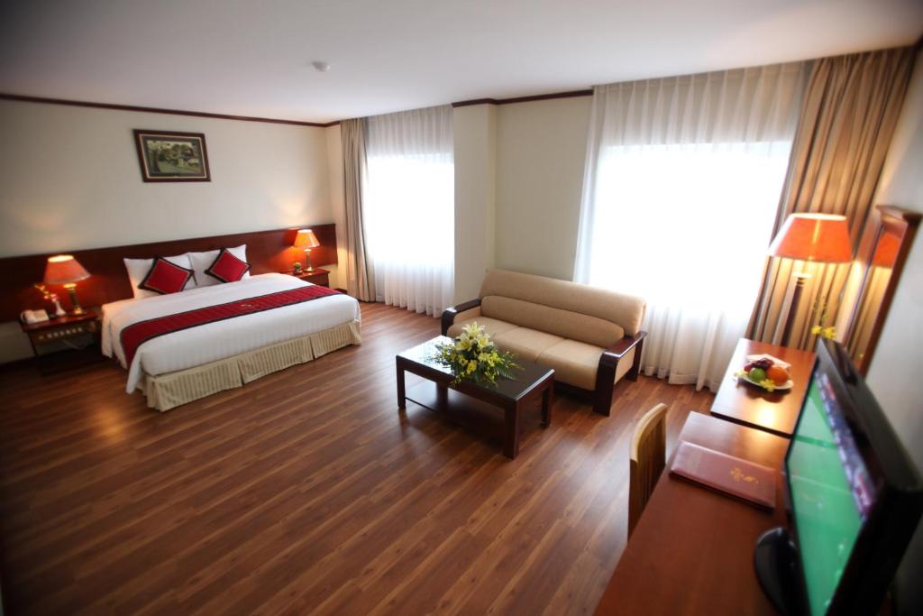 Khách Sạn Sunny 3