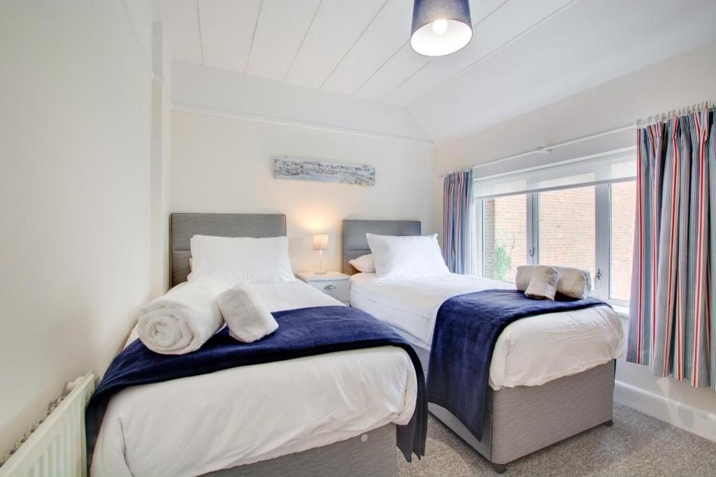 4 Bed in Cromer oc-2069 - Tap to explore photos
