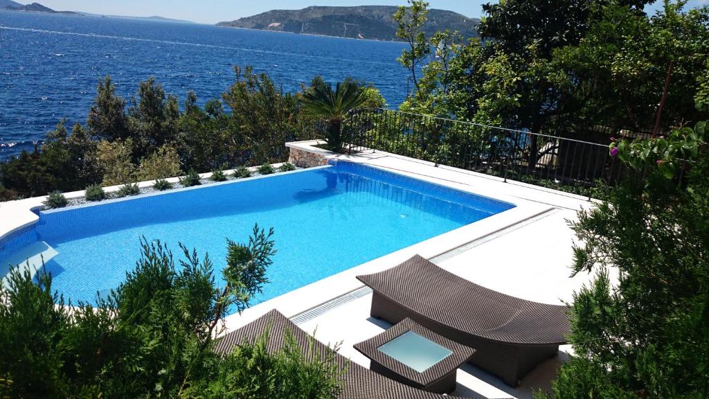 Villa Vesna Private Beach photo 3