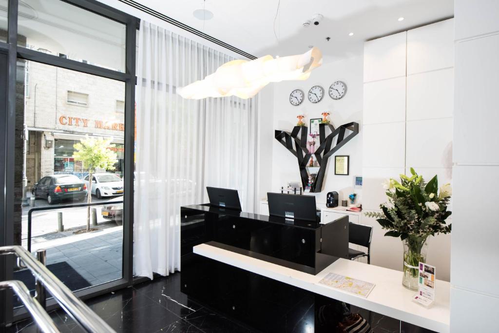 Eyal Hotel by Smart Hotels photo 4