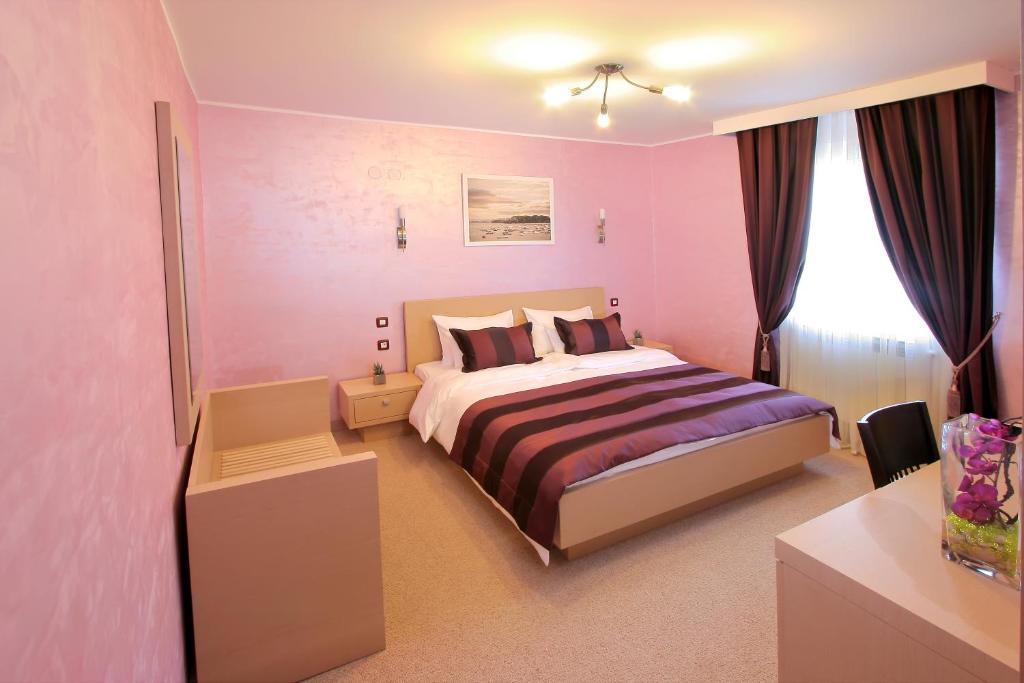 Двухместный (Стандартный двухместный номер с 1 кроватью), Euro Garni Hotel