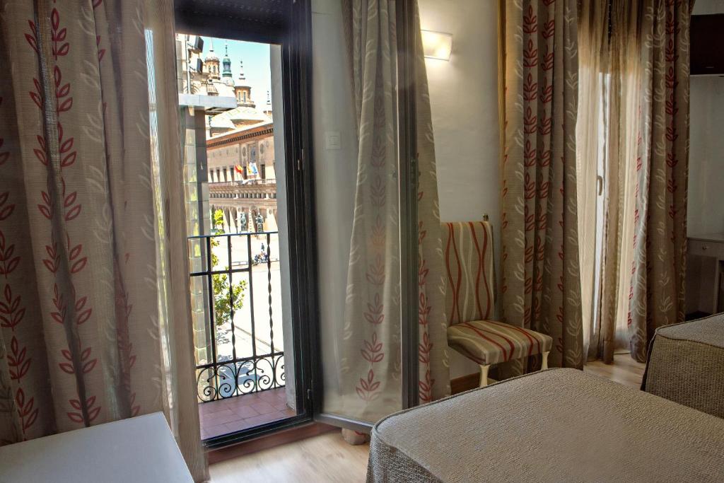 Tibur Hotel Room Type - Double or Twin Room with View