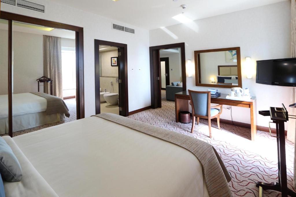 Сьюит (Люкс Samaya), Отель Samaya Hotel Deira