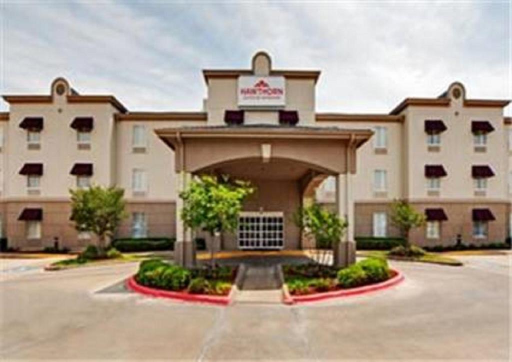 Hawthorn Suites by Wyndham College Station photo 3