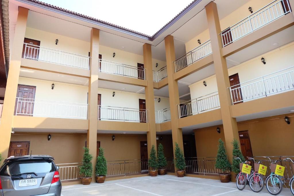 Benya Hotel photo 1