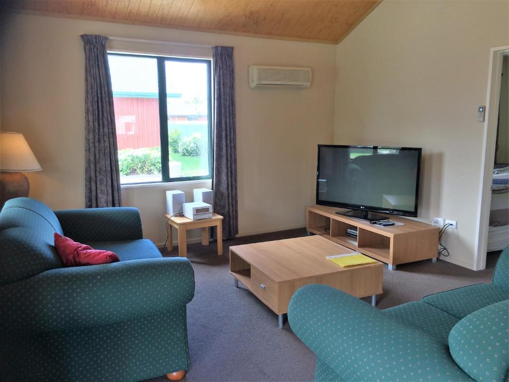 Cedar Chalets photo 1