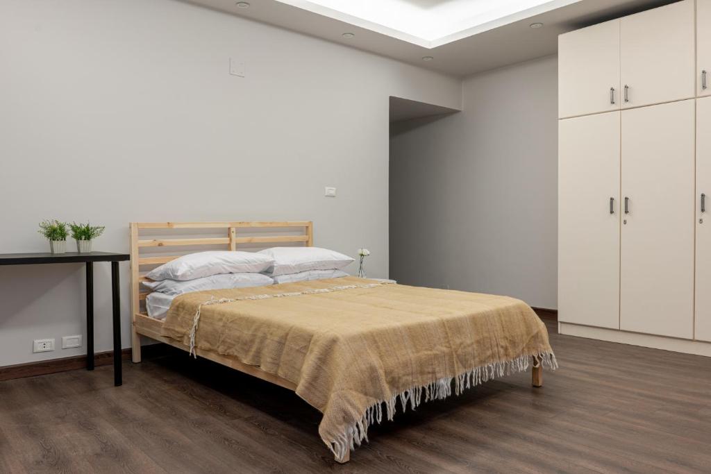 Maadi Degla 4 Bedroom Residence - Tap to explore photos