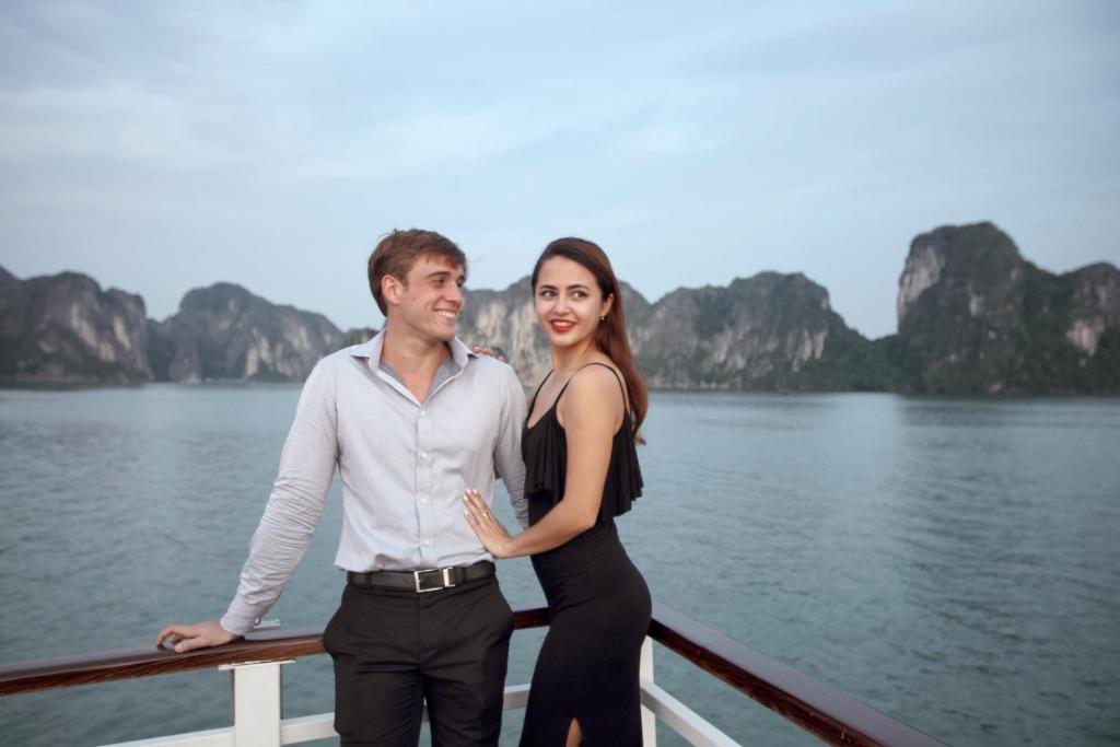 Secret Halong Cruise