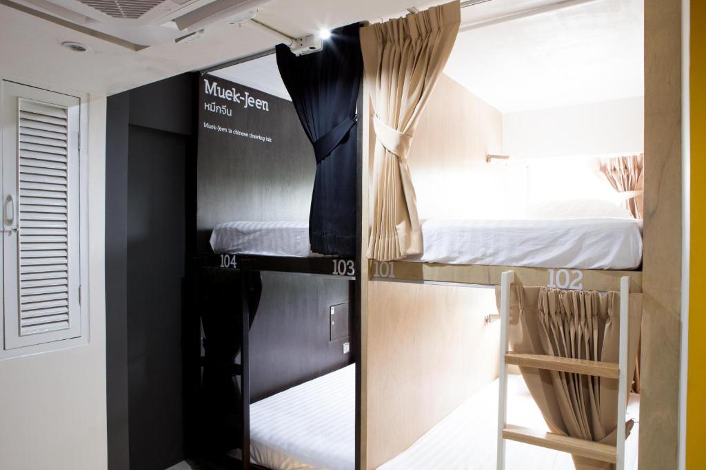 Номер (Кровать в общем номере для мужчин и женщин с 7 кроватями.), The BOB hostel