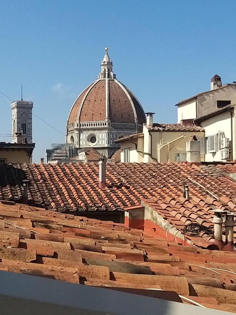 Luxury Duomo apartments - Tap to explore photos