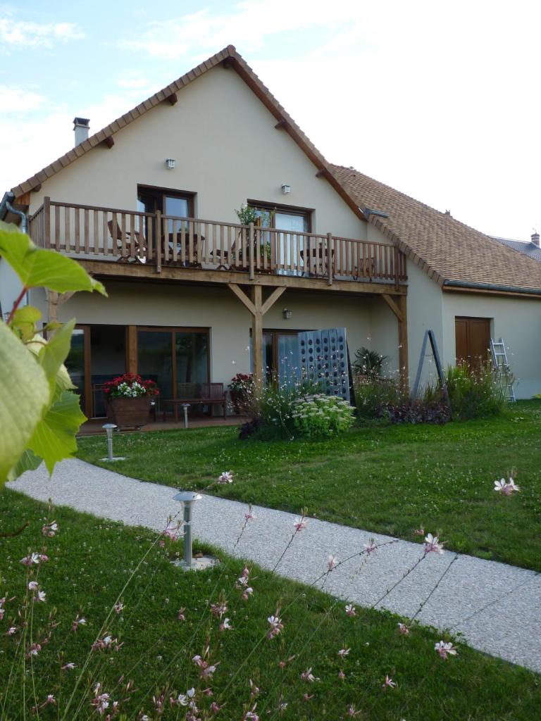 Clos du Mont Rouge photo 3