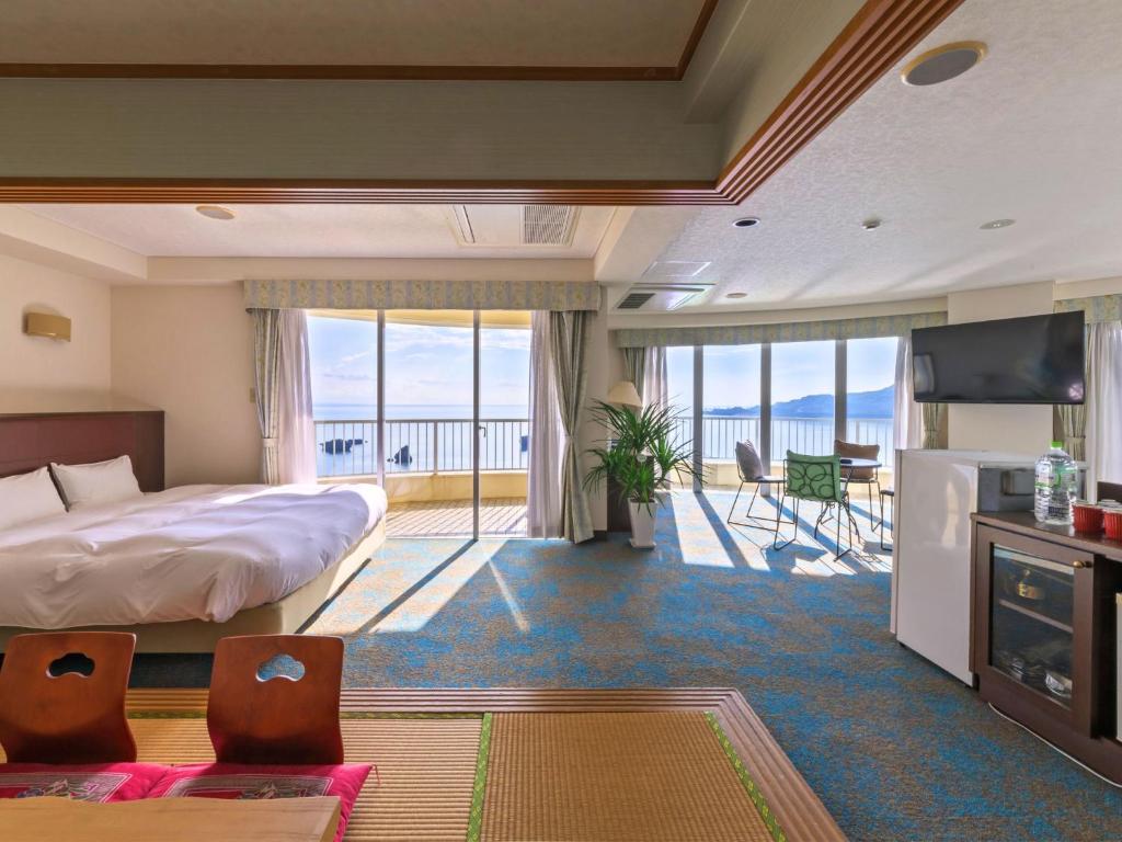 Hotel Resonex Nago - Tap to explore photos