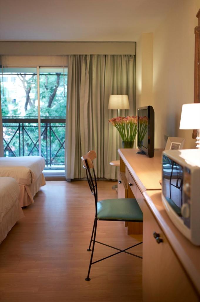 Двухместный (Двухместный номер-студио с 2 отдельными кроватями), Ravipha Residences