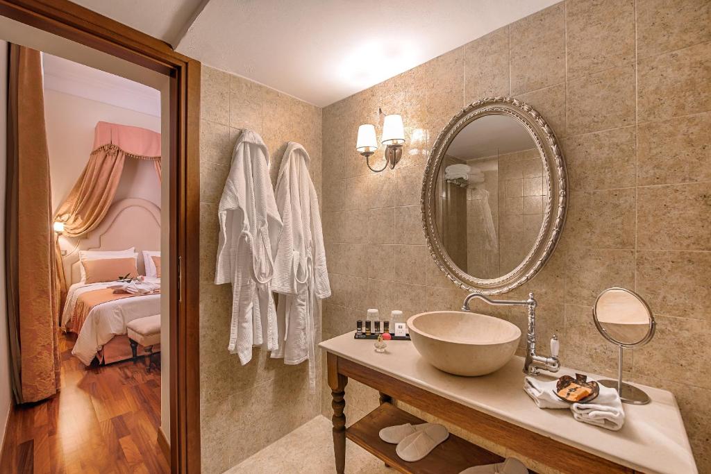 Двухместный (Улучшенный двухместный номер с 1 кроватью), Sperveri Boutique Hotel