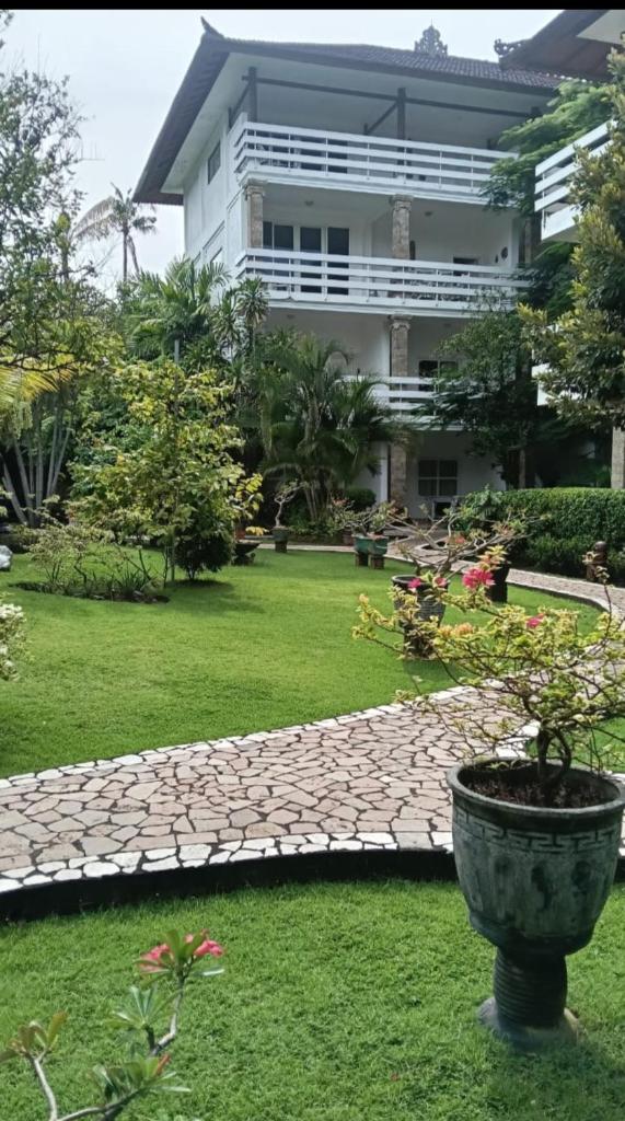 Grand Kumala Hotel - Hotel Kumala Legian Kuta Bali - Tap to explore photos