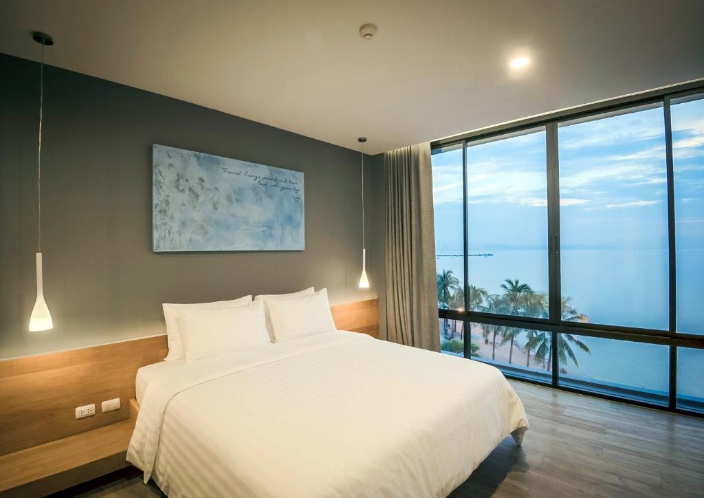 Двухместный (Двухместный номер с 1 кроватью, вид на море), Kalm Bangsaen Hotel