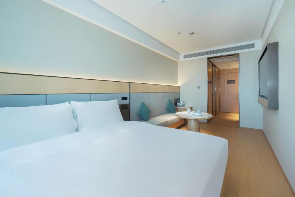 JI Hotel Shanghai Sanlin Software Park Room Type - Huazhu - Superior BedRoom