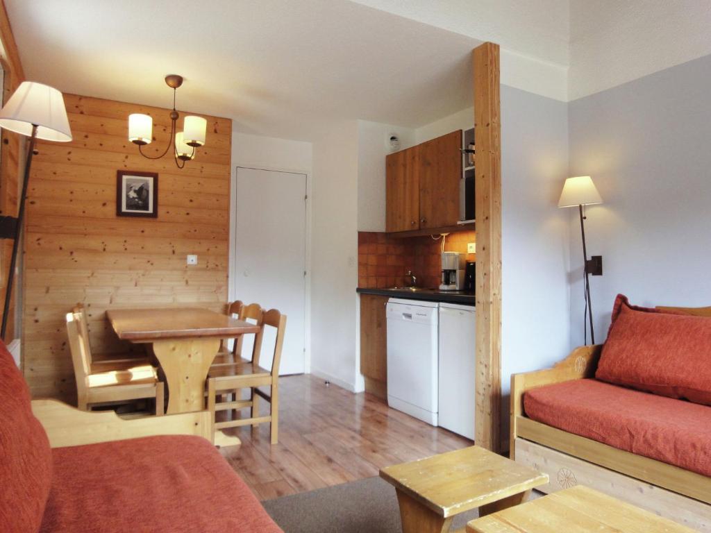 Nice Apartment in Meribel Mottaret with balcony photo 4