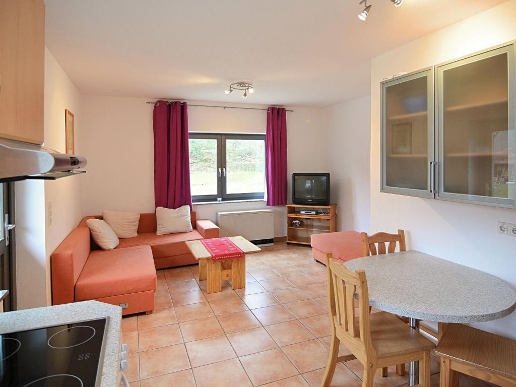 Apartment with private terrace in H ddinge photo 4