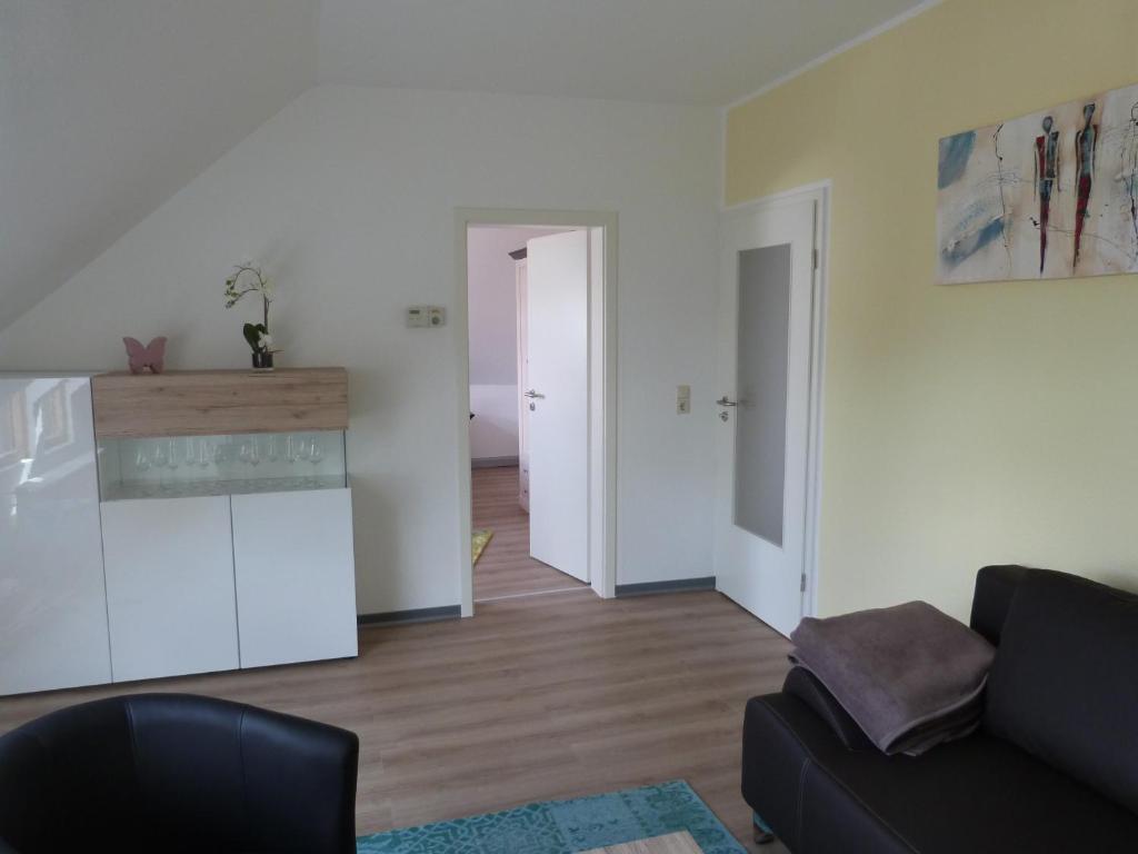 Apartment 1G photo 2