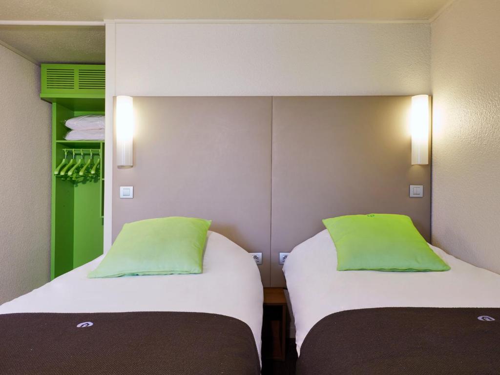 Campanile Bayeux - Tap to explore photos