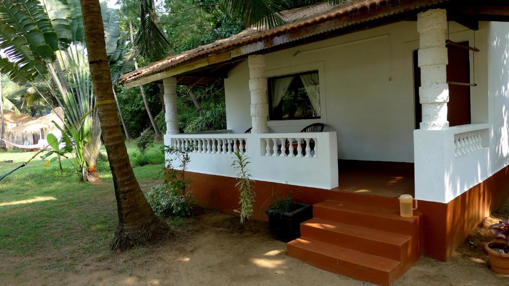 Номер (Коттедж с видом на сад), MamaGoa Resort
