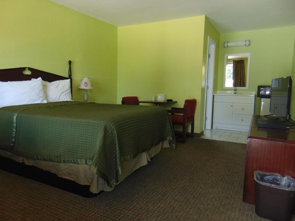 Westbrook Motel photo 2