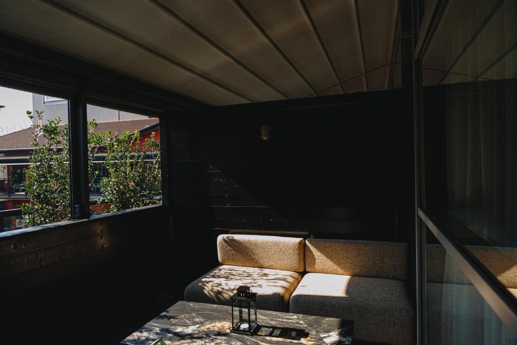 Aethos Hotel Milan - Tap to explore photos