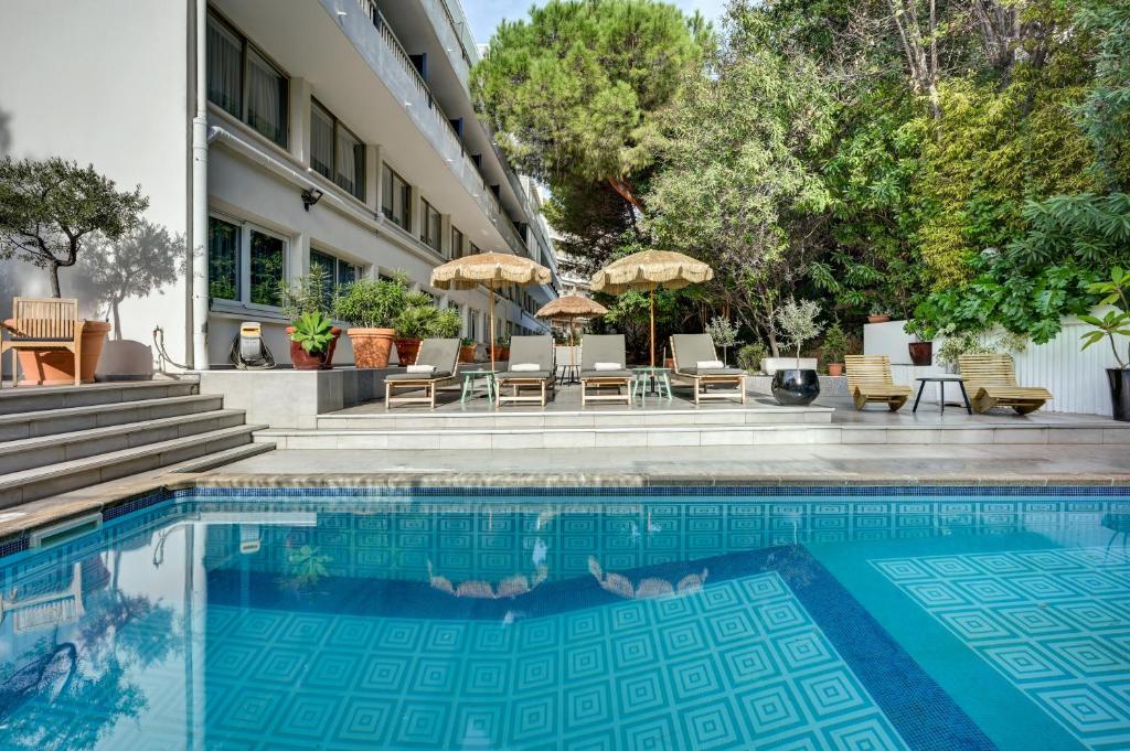 Hôtel Juliana Cannes - Tap to explore photos
