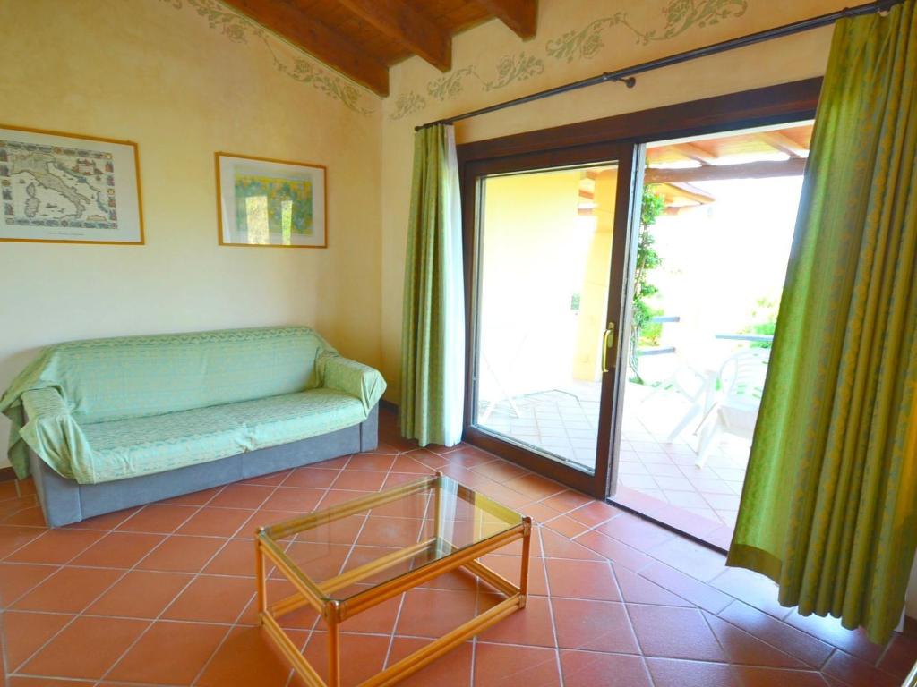 Holiday home in Sardinia with pool and terrace with country views photo 3