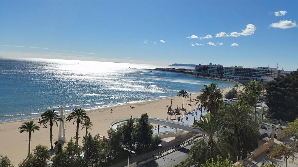 Apartamento Deluxe Playa Alicante photo 4
