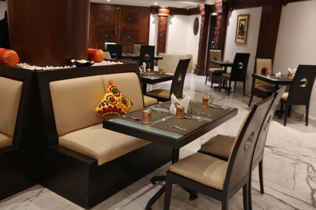 Двухместный (Двухместный номер «Комфорт» с 1 кроватью), The President Hotel