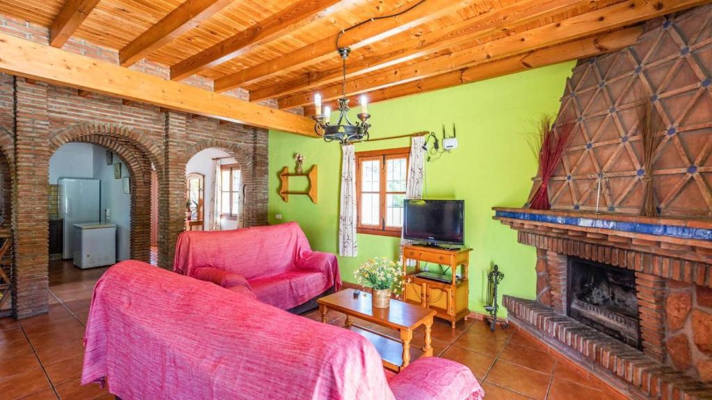 Casa Poniente Almachar by Ruralidays - Tap to explore photos